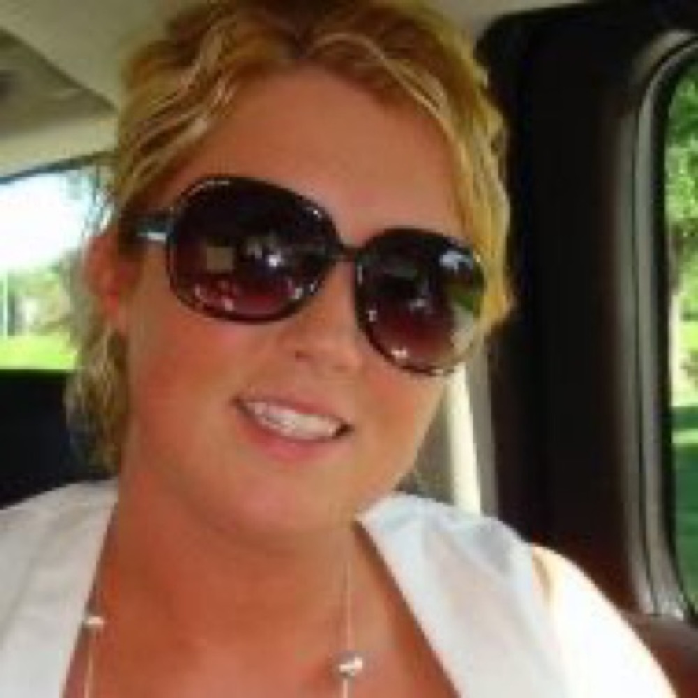 Meet your Posher, Alicia